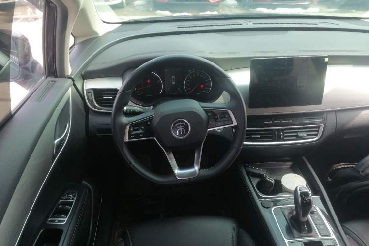 Used BYD Song MAX 2021 Upgraded Model 1.5T Automatic Luxury 7-Seater Steering Wheel