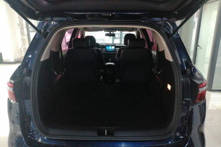 Used BYD Song MAX 2021 Upgraded Model 1.5T Automatic Luxury 6-Seater Trunk