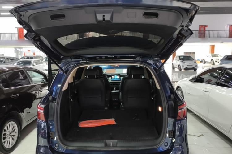 Used BYD Song MAX 2021 Upgraded Model 1.5T Automatic Luxury 6-Seater Trunk