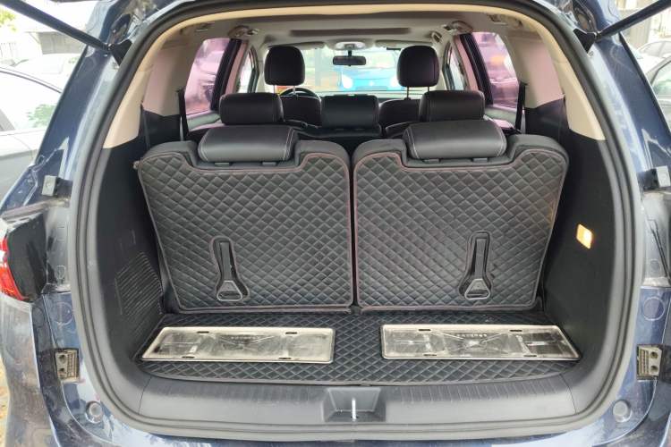 Used BYD Song MAX 2021 Upgraded Model 1.5T Automatic Luxury 7-Seater Trunk