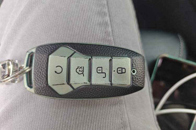 Used BYD Song MAX 2021 Upgraded Model 1.5T Automatic Prestige 7-Seater Vehicle Key