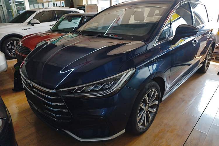 Used BYD Song MAX 2021 Upgraded Model 1.5T Automatic Luxury 7-Seater Guazi used car, China used car export, Used car for sale, Used cars, Cheapest cars for sale