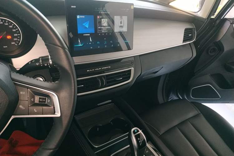 Used BYD Song MAX 2021 Upgraded Model 1.5T Automatic Luxury 7-Seater Audio And AC Panel