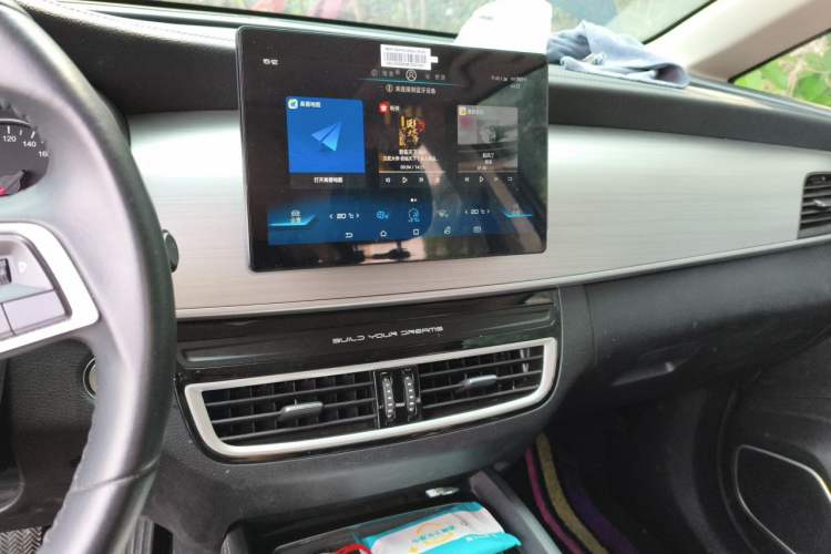 Used BYD Song MAX 2021 Upgraded Model 1.5T Automatic Luxury 7-Seater Audio And AC Panel