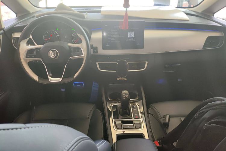 Used BYD Song MAX 2021 Upgraded Model 1.5T Automatic Luxury 7-Seater Center Console