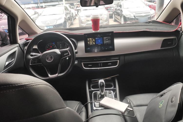 Used BYD Song MAX 2021 Upgraded Model 1.5T Automatic Luxury 7-Seater Center Console