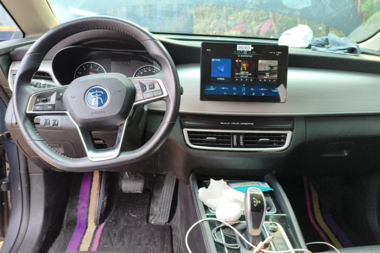 Used BYD Song MAX 2021 Upgraded Model 1.5T Automatic Luxury 7-Seater Center Console