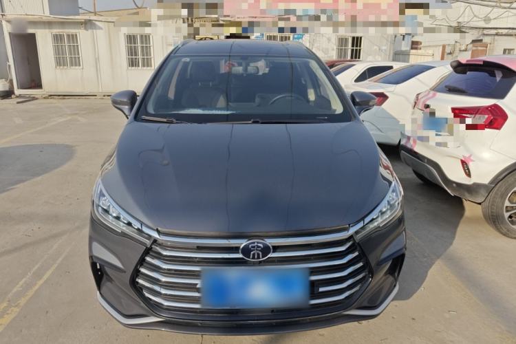Used BYD Song MAX 2021 Upgraded Model 1.5T Automatic Luxury 7-Seater Front