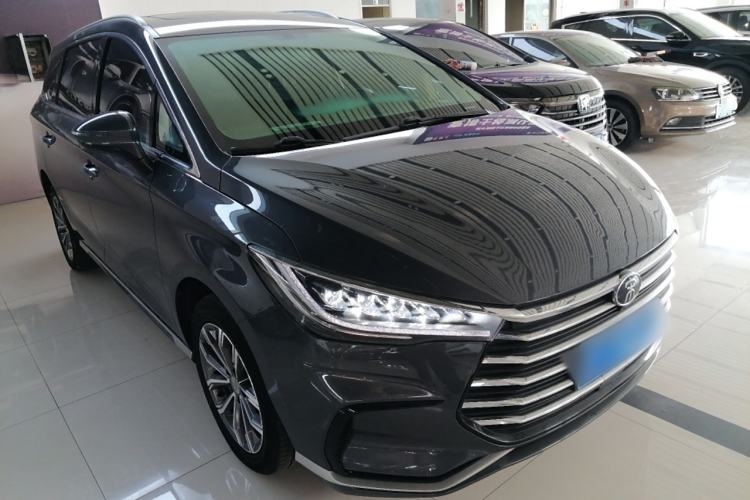 Used BYD Song MAX 2021 Upgraded Model 1.5T Automatic Luxury 7-Seater Front Right 45 Deg