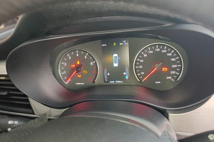 Used BYD Song MAX 2021 Upgraded Model 1.5T Automatic Luxury 7-Seater Instrument Cluster