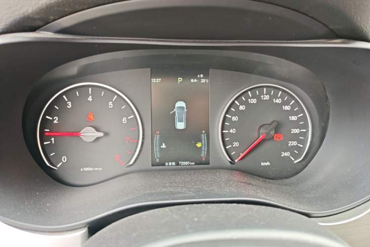 Used BYD Song MAX 2021 Upgraded Model 1.5T Automatic Luxury 7-Seater Instrument Cluster