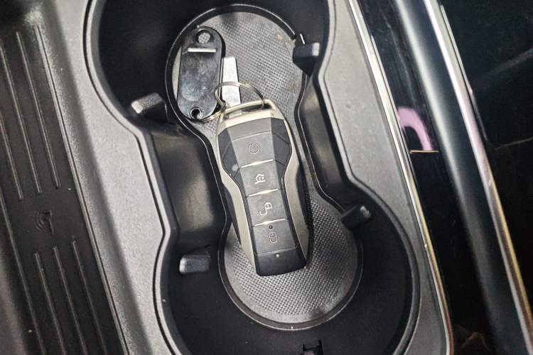 Used BYD Song MAX 2021 Upgraded Model 1.5T Automatic Luxury 7-Seater Interior 1