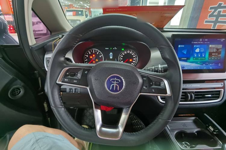 Used BYD Song MAX 2021 Upgraded Model 1.5T Automatic Luxury 7-Seater Interior 3
