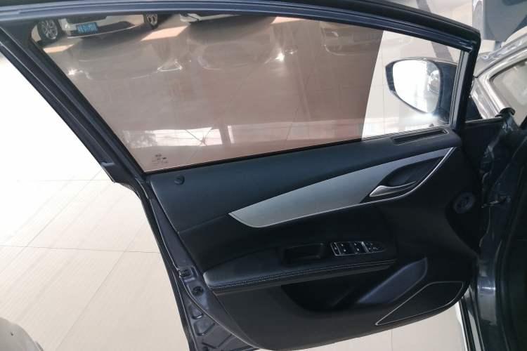Used BYD Song MAX 2021 Upgraded Model 1.5T Automatic Luxury 7-Seater Left Front Door Interior