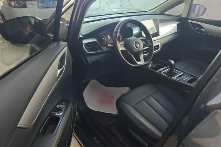 Used BYD Song MAX 2021 Upgraded Model 1.5T Automatic Luxury 7-Seater Left Front Seat