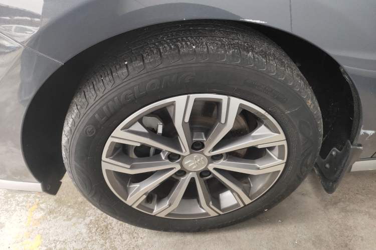 Used BYD Song MAX 2021 Upgraded Model 1.5T Automatic Luxury 7-Seater Left Front Wheel Hub