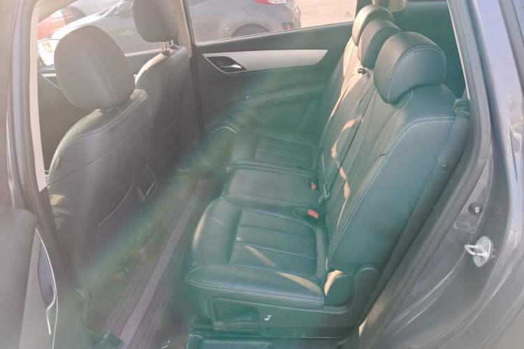 Used BYD Song MAX 2021 Upgraded Model 1.5T Automatic Luxury 7-Seater Left Rear Seat