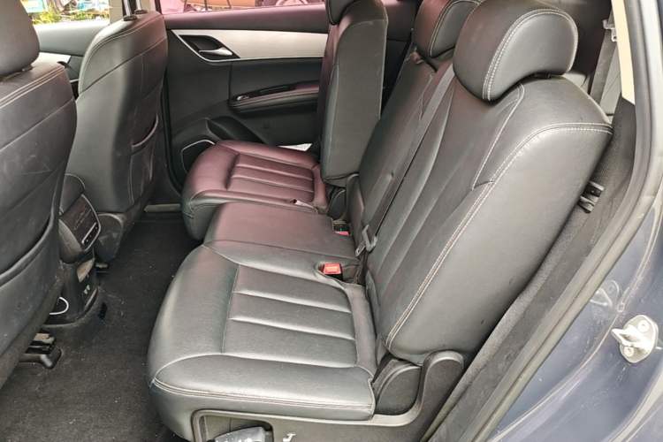 Used BYD Song MAX 2021 Upgraded Model 1.5T Automatic Luxury 7-Seater Left Rear Seat