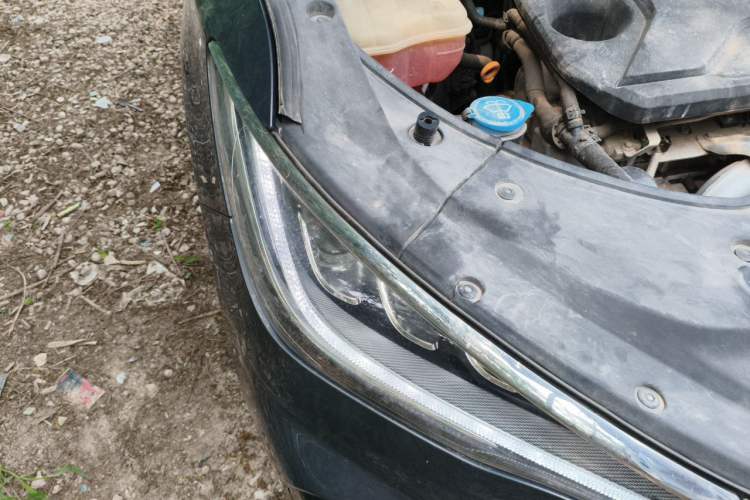 Used BYD Song MAX 2021 Upgraded Model 1.5T Automatic Luxury 7-Seater Right Front Headlight