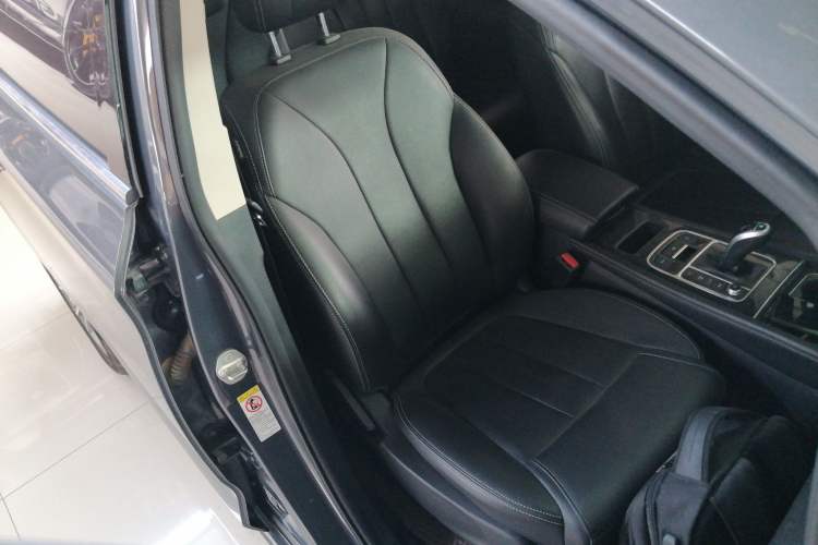 Used BYD Song MAX 2021 Upgraded Model 1.5T Automatic Luxury 7-Seater Right Front Seat