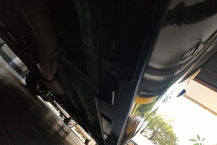 Used BYD Song MAX 2021 Upgraded Model 1.5T Automatic Luxury 7-Seater Right Side Sill