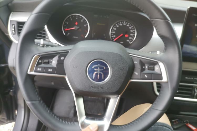 Used BYD Song MAX 2021 Upgraded Model 1.5T Automatic Luxury 7-Seater Steering Wheel