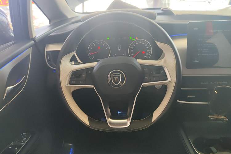 Used BYD Song MAX 2021 Upgraded Model 1.5T Automatic Luxury 7-Seater Steering Wheel