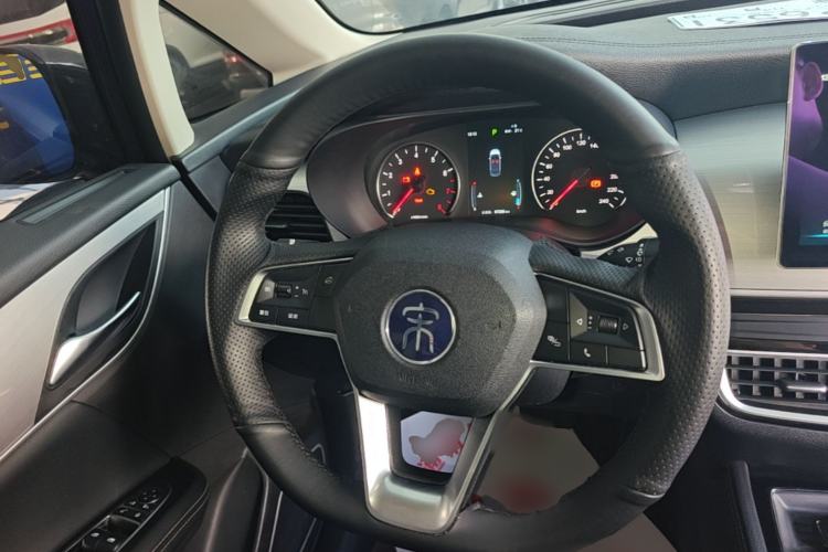 Used BYD Song MAX 2021 Upgraded Model 1.5T Automatic Luxury 7-Seater Steering Wheel
