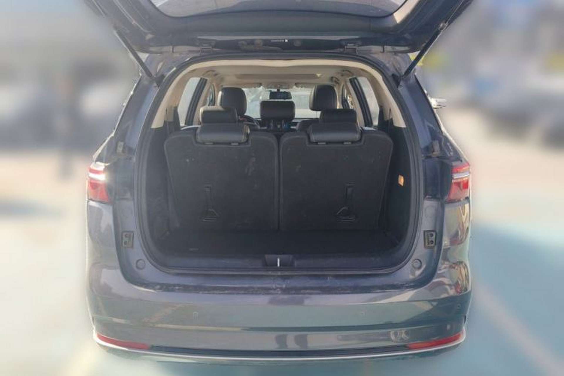 Used BYD Song MAX 2021 Upgraded Model 1.5T Automatic Luxury 7-Seater Trunk