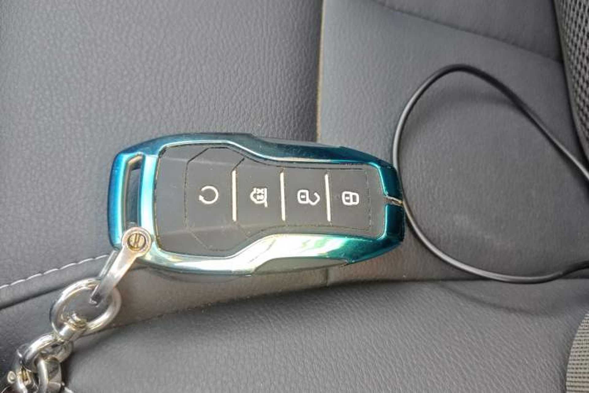 Used BYD Song MAX 2021 Upgraded Model 1.5T Automatic Luxury 7-Seater Vehicle Key