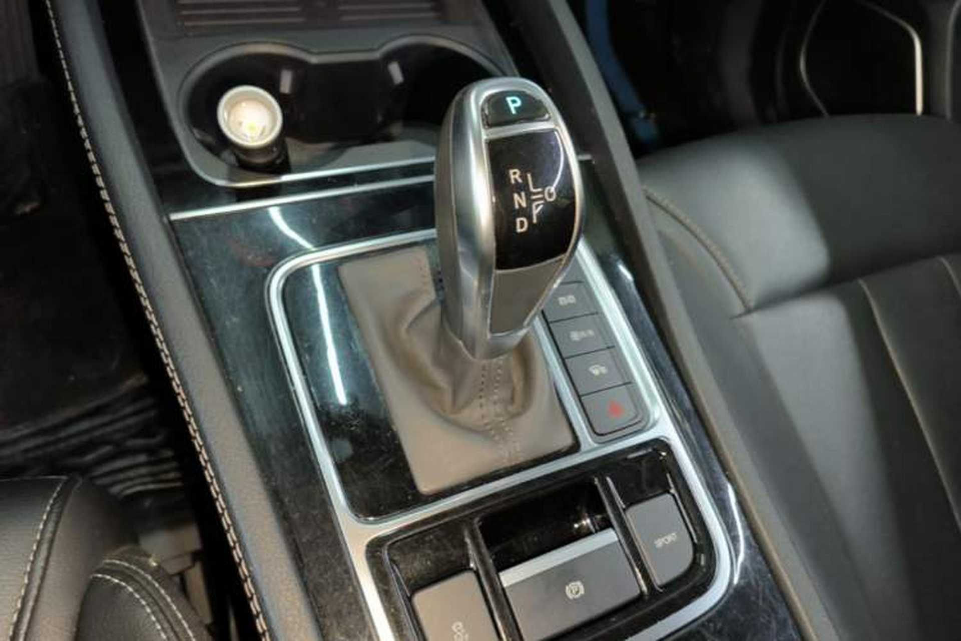 Used BYD Song MAX 2021 Upgraded Model 1.5T Automatic Luxury 7-Seater Gear Lever