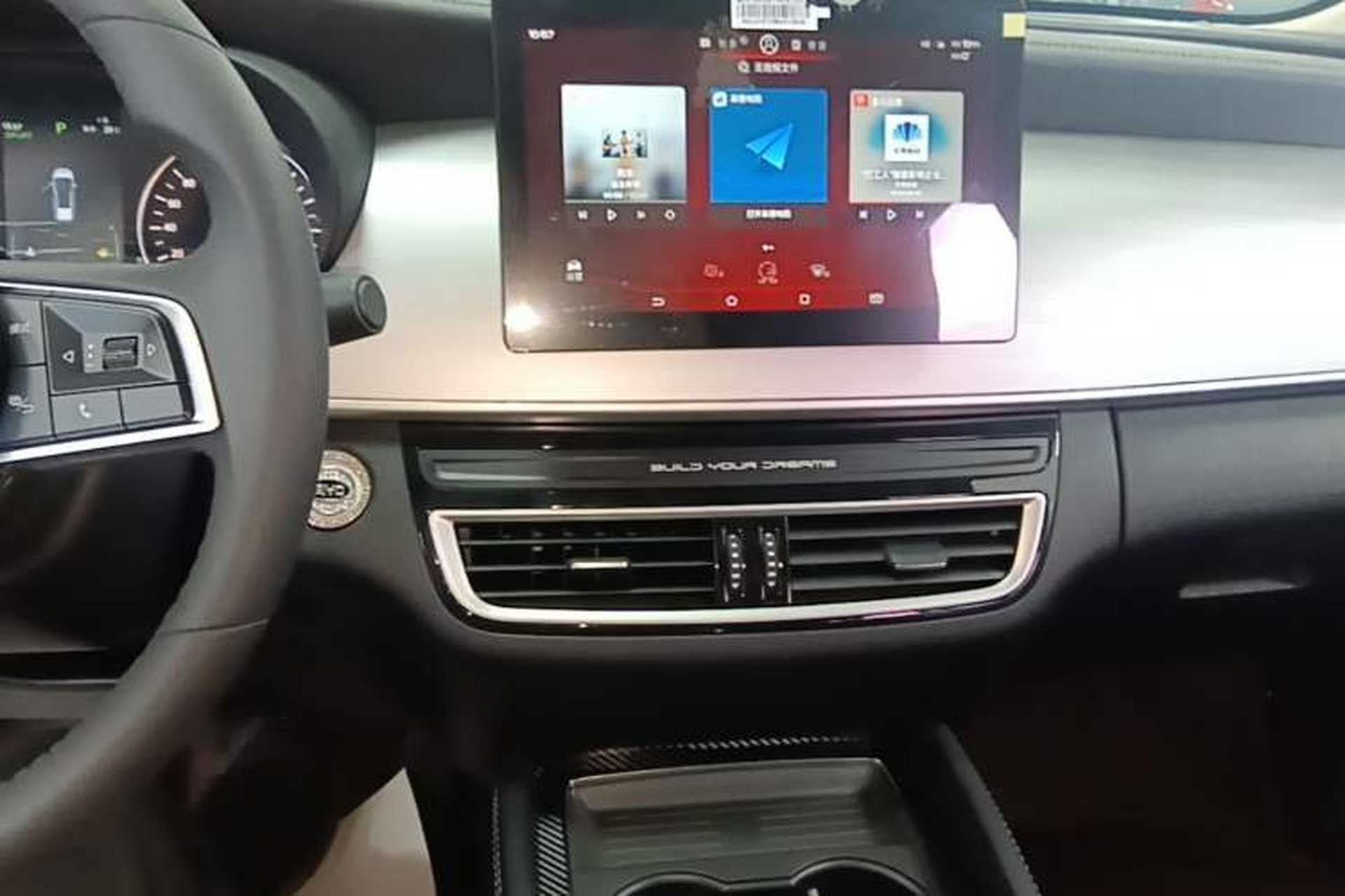 Used BYD Song MAX 2021 Upgraded Model 1.5T Automatic Luxury 7-Seater Audio And AC Panel