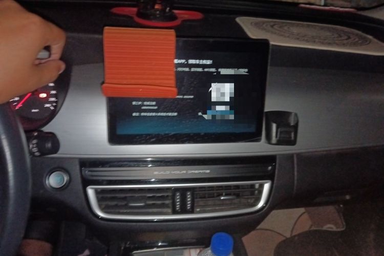 Used BYD Song MAX 2021 Upgraded Model 1.5T Automatic Luxury 6-Seater Audio And AC Panel
