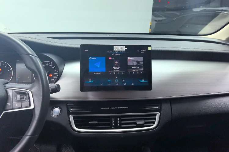 Used BYD Song MAX 2021 Upgraded Model 1.5T Automatic Luxury 7-Seater Audio And AC Panel