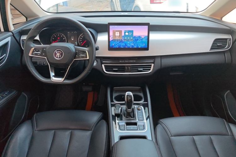 Used BYD Song MAX 2021 Upgraded Model 1.5T Automatic Prestige 7-Seater Center Console