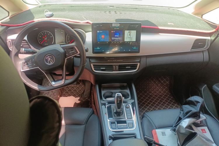 Used BYD Song MAX 2021 Upgraded Model 1.5T Automatic Flagship Version with 6 Seats Center Console