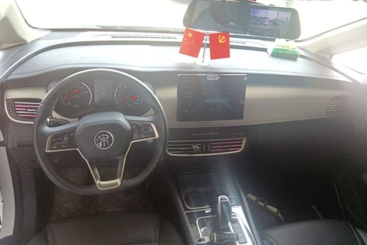 Used BYD Song MAX 2021 Upgraded Model 1.5T Automatic Luxury 6-Seater Center Console
