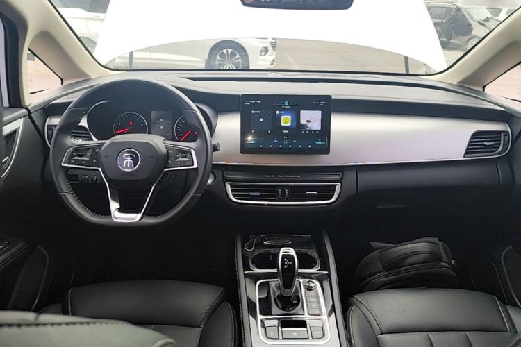 Used BYD Song MAX 2021 Upgraded Model 1.5T Automatic Prestige 7-Seater Center Console