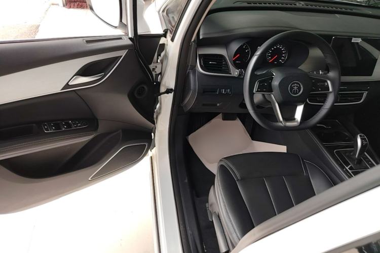 Used BYD Song MAX 2021 Upgraded Model 1.5T Automatic Luxury 7-Seater Driver Seat