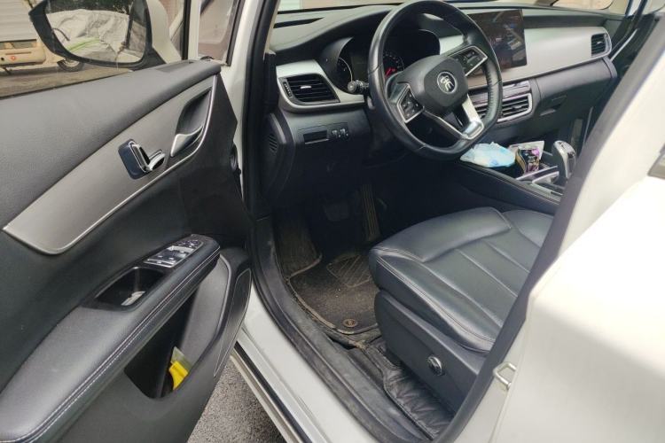 Used BYD Song MAX 2021 Upgraded Model 1.5T Automatic Prestige 7-Seater Driver Seat