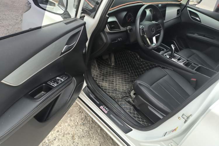 Used BYD Song MAX 2021 Upgraded Model 1.5T Automatic Luxury 7-Seater Driver Seat