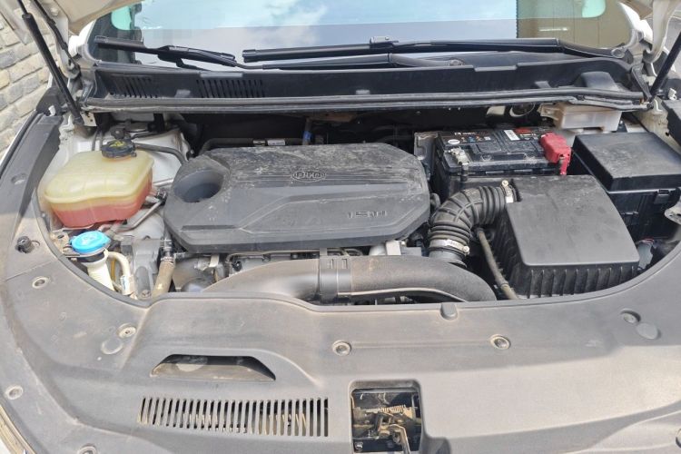 Used BYD Song MAX 2021 Upgraded Model 1.5T Automatic Luxury 7-Seater Engine Bay