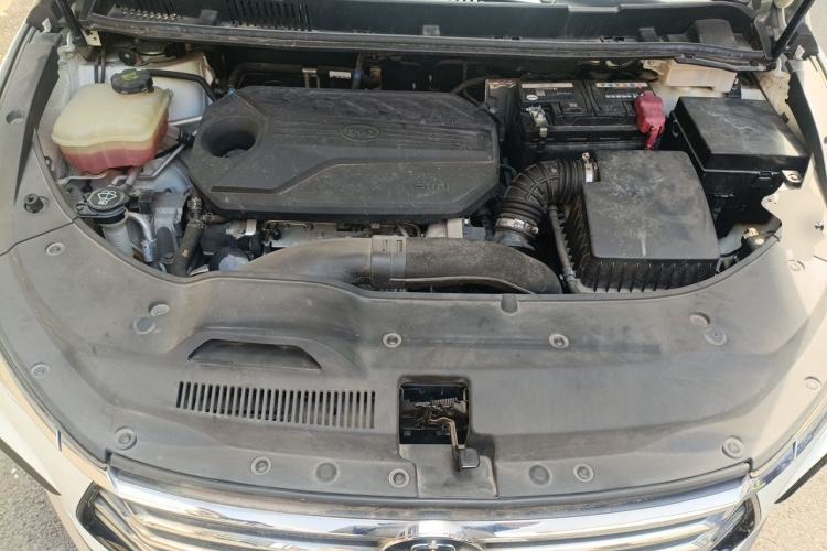Used BYD Song MAX 2021 Upgraded Model 1.5T Automatic Flagship Version with 6 Seats Engine Bay