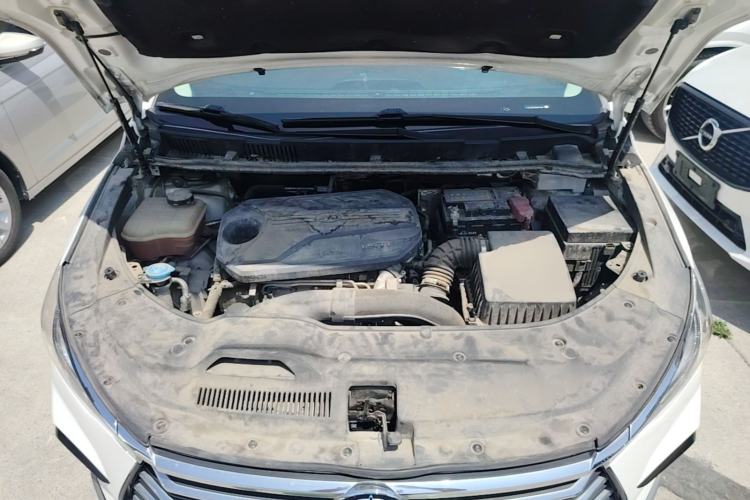 Used BYD Song MAX 2021 Upgraded Model 1.5T Automatic Luxury 7-Seater Engine Bay