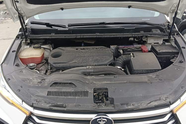 Used BYD Song MAX 2021 Upgraded Model 1.5T Automatic Luxury 7-Seater Engine Bay
