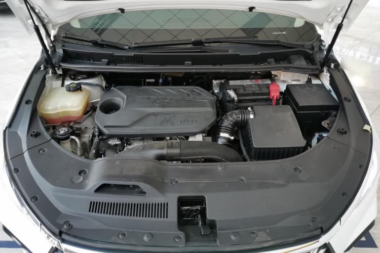 Used BYD Song MAX 2021 Upgraded Model 1.5T Automatic Prestige 6-Seater Engine Bay