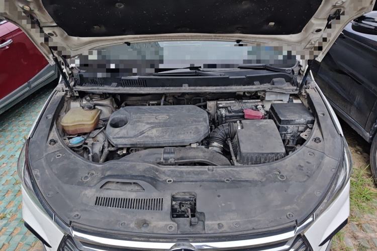 Used BYD Song MAX 2021 Upgraded Model 1.5T Automatic Luxury 7-Seater Engine Bay