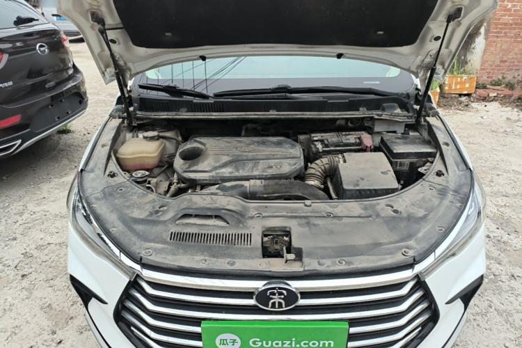 Used BYD Song MAX 2021 Upgraded Model 1.5T Automatic Luxury 7-Seater Engine Bay