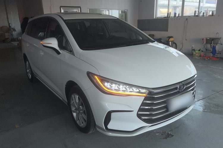 Used BYD Song MAX 2021 Upgraded Model 1.5T Manual Luxury 7-Seater Exterior 2