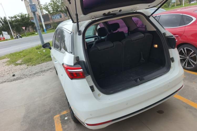 Used BYD Song MAX 2021 Upgraded Model 1.5T Automatic Luxury 6-Seater Exterior 2